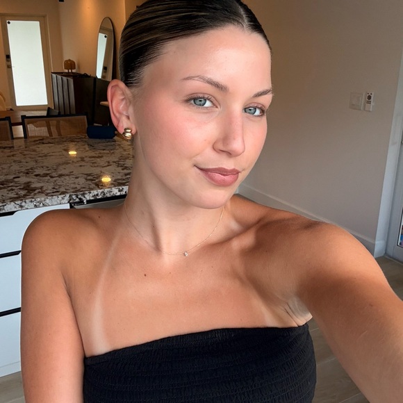 ellaghenry03